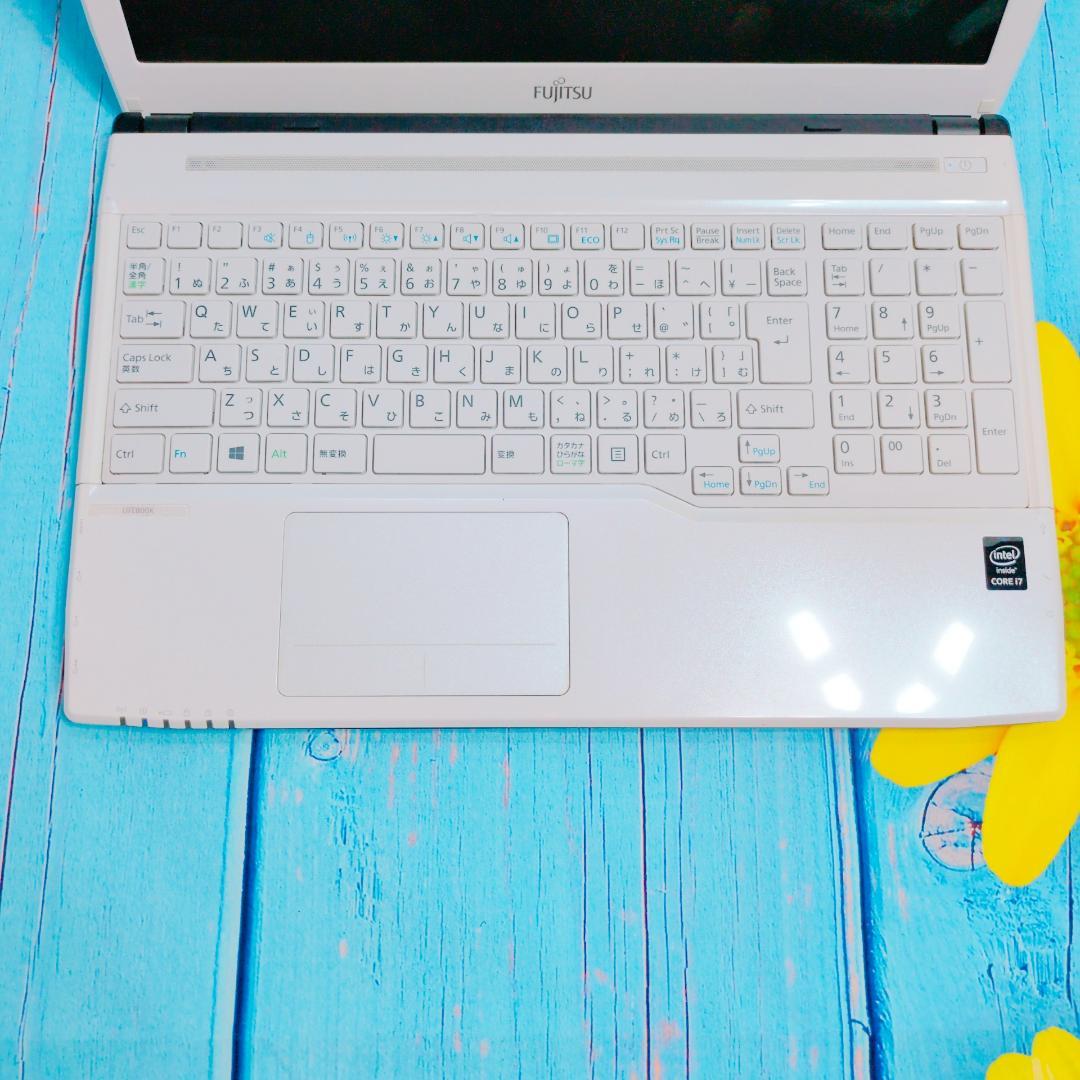 corei7✨Windows10✨すぐ使える 薄型ノートPC✨爆速SSD✨設定済