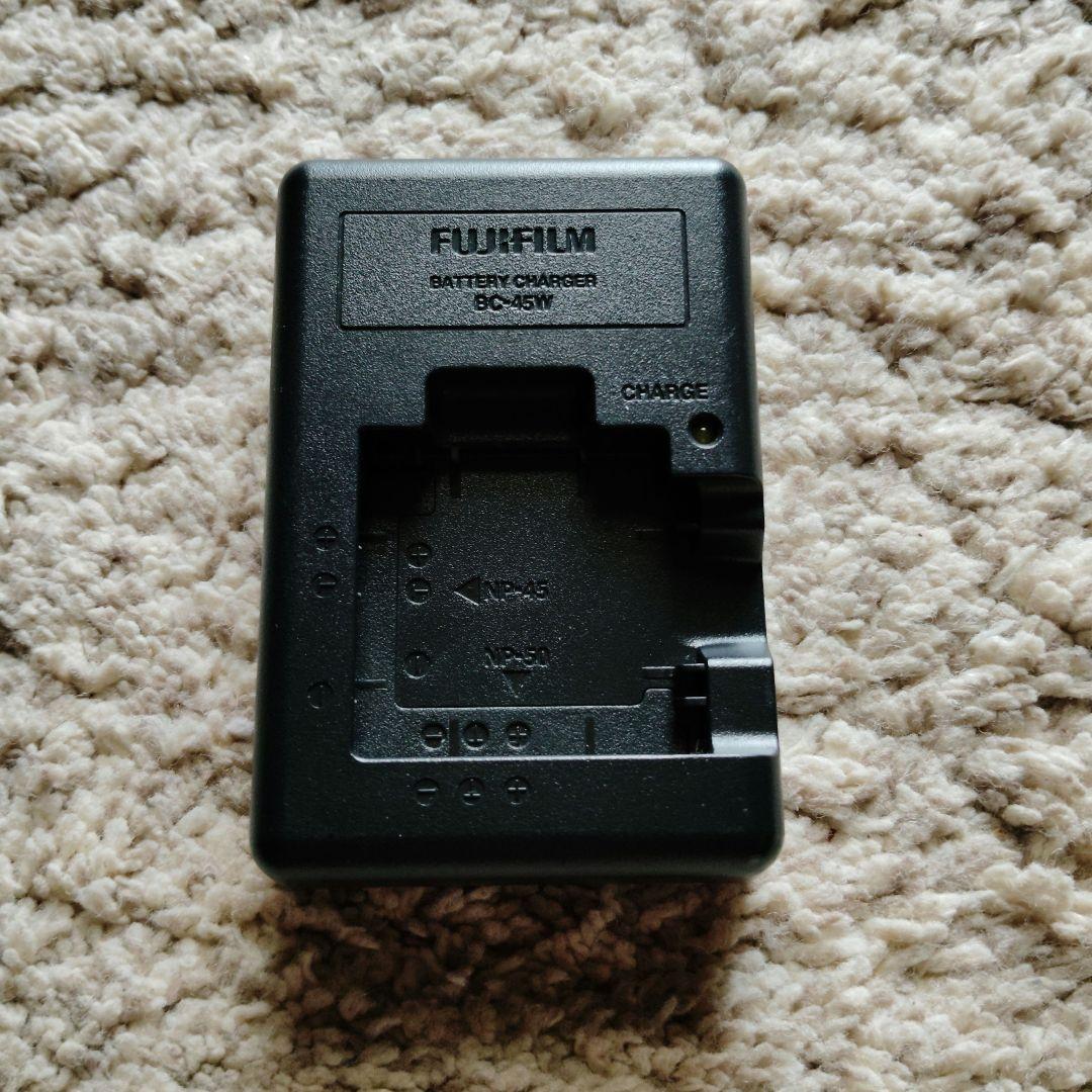 デジタルカメラ FINEPIX Z800 EXR