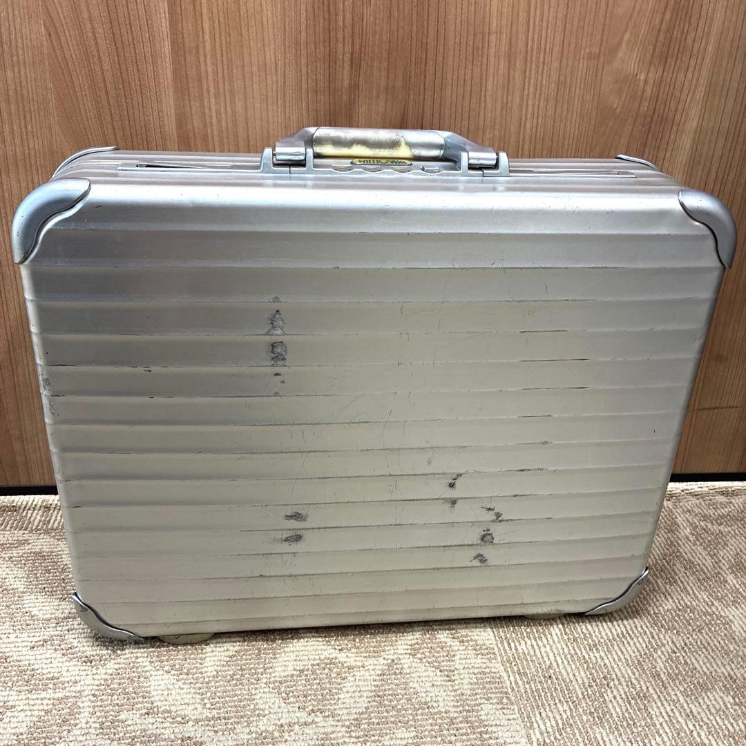RIMOWA リモワ アタッシュケース シルバー 青ロゴ