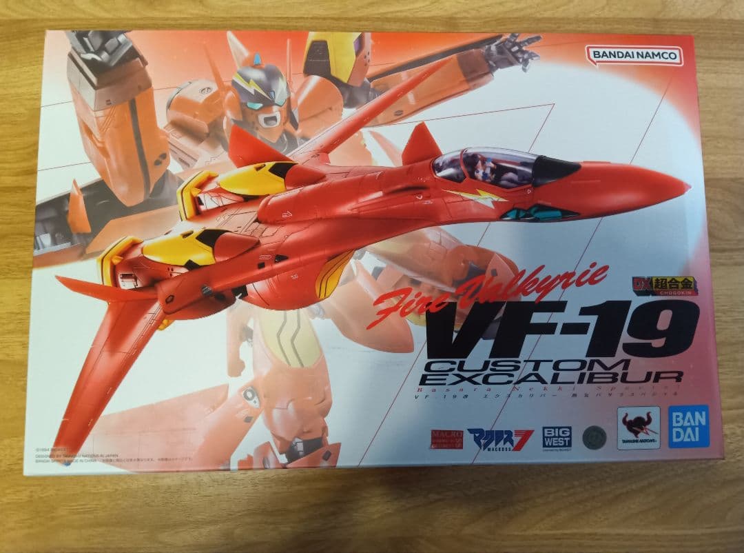 DX超合金　VF-19改　エクスカリバー　熱気バサラスペシャル　マクロス7