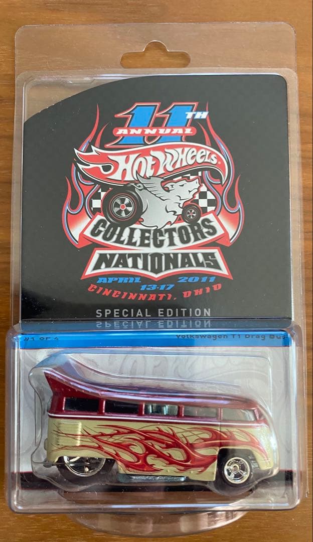 ホットウィール　フォルクスワーゲンT1ドラッグバス