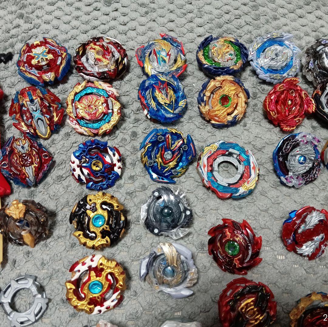 【限定品あり】ベイブレードバースト 64個+パーツ等 まとめ売り