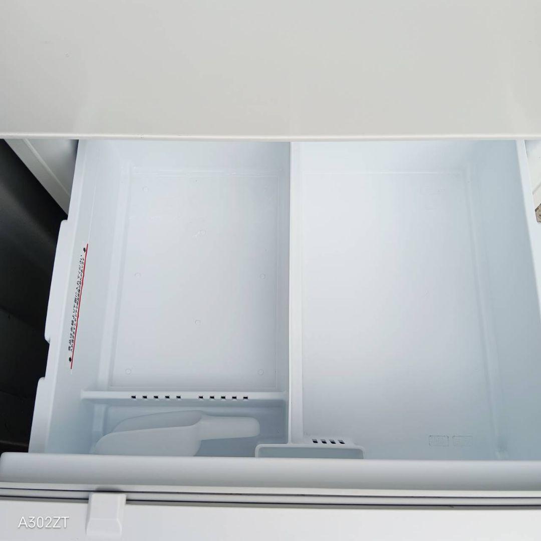 送料設置無料　三菱　最新モデル　大型冷蔵庫　300L