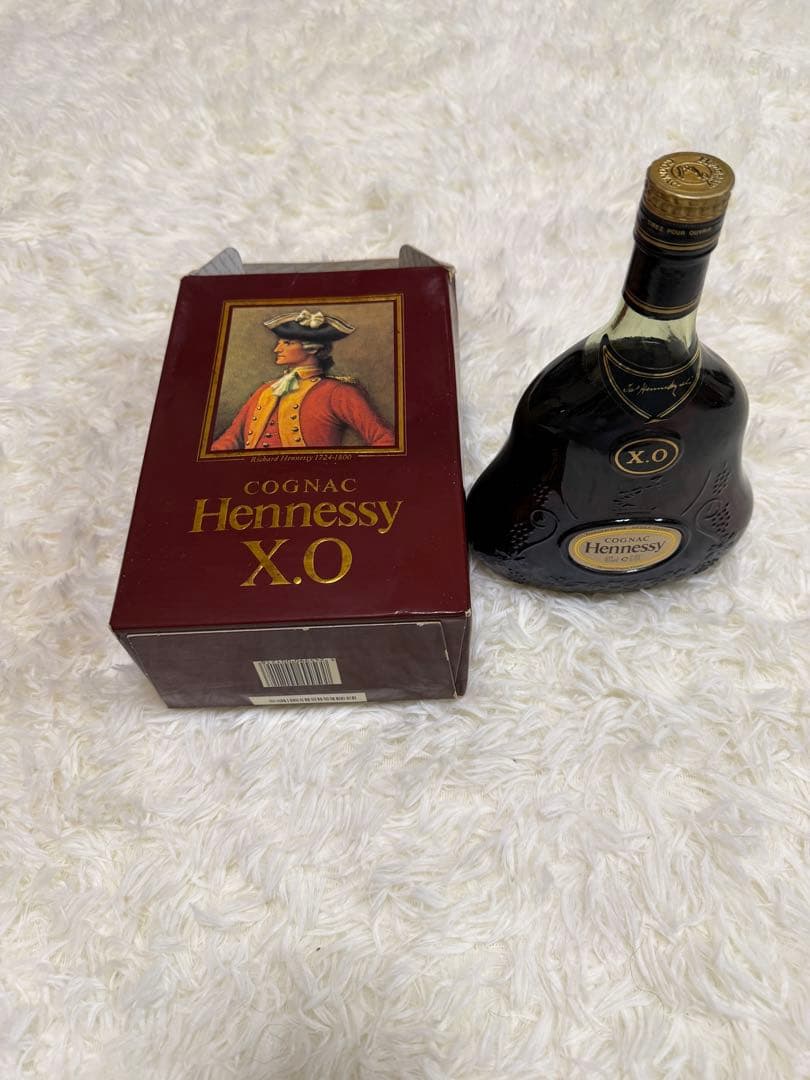 Hennessy X.O. 金キャップ、グリーンボトル