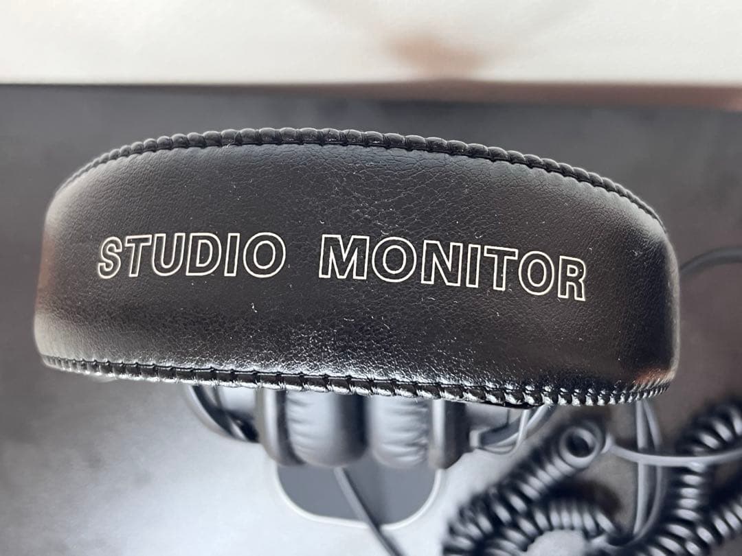 【モニターヘッドフォン】SONY MDR-7506