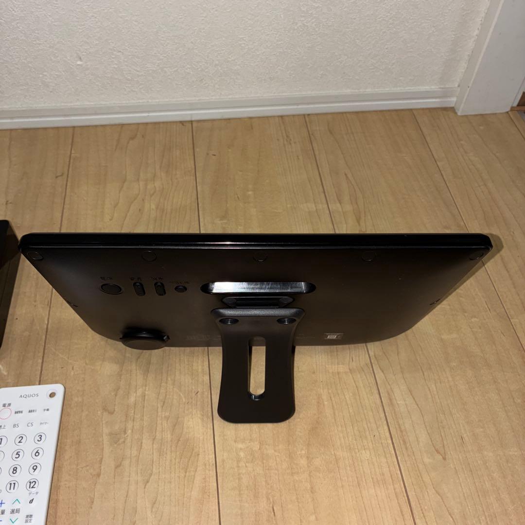 【美品】シャープ ポータブル液晶 テレビ AQUOS ブラック 2T-C12AF