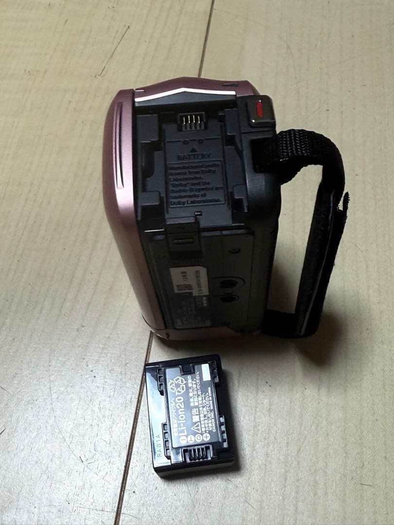 ビデオカメラ Canon iVIS HF R42