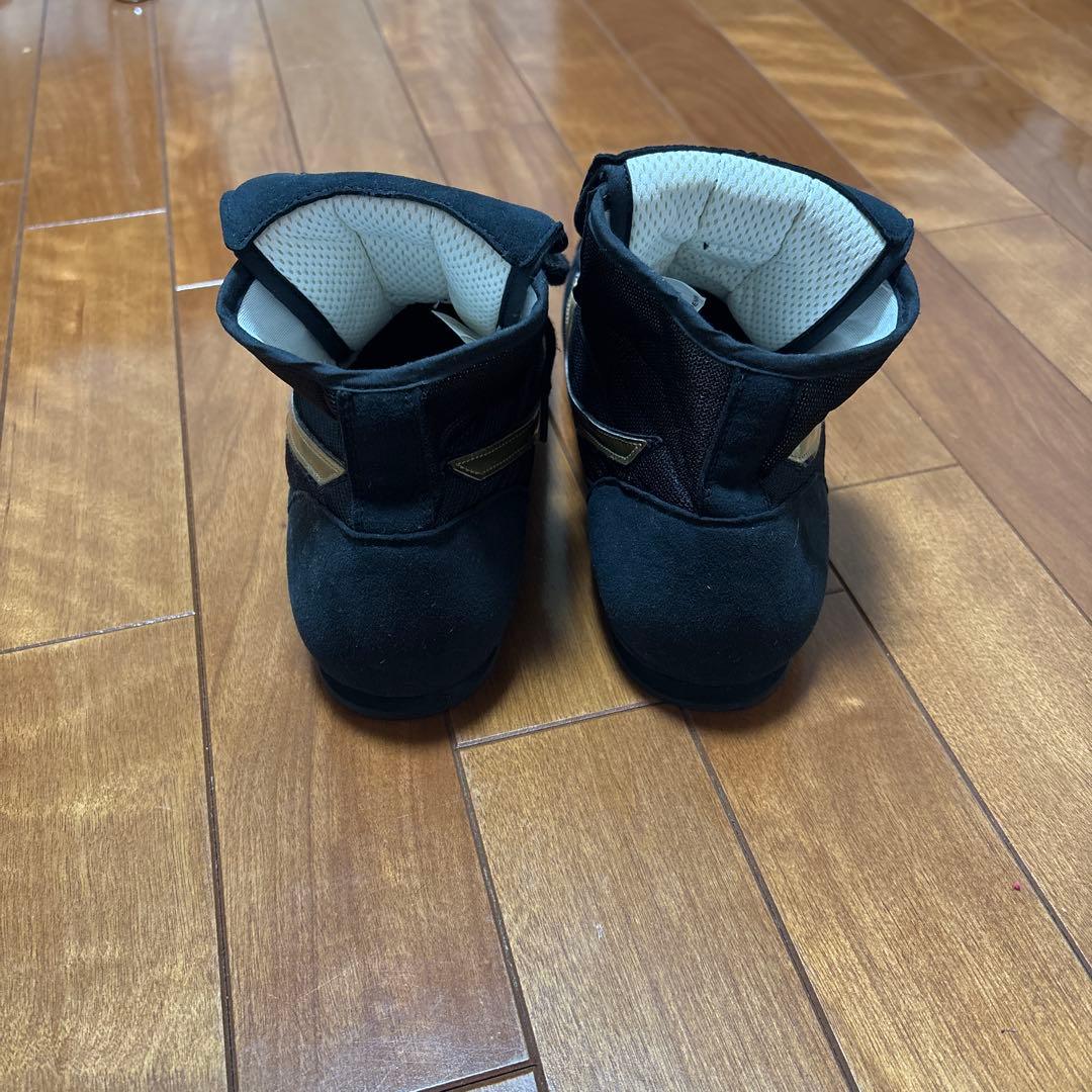ミズノボクシングシューズ　ゴールドブラック　mizuno