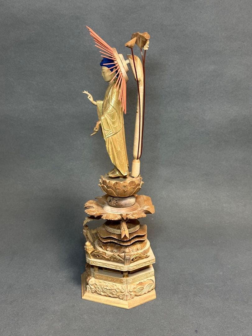 白檀　金泥書　丹型阿弥陀如来　4.5寸 六角ケマン台　木彫り　仏像アンティーク