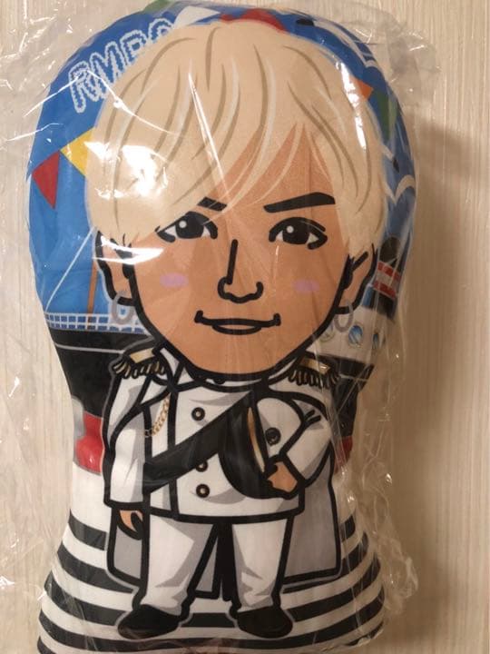 川村壱馬　海軍　昼ver クッション