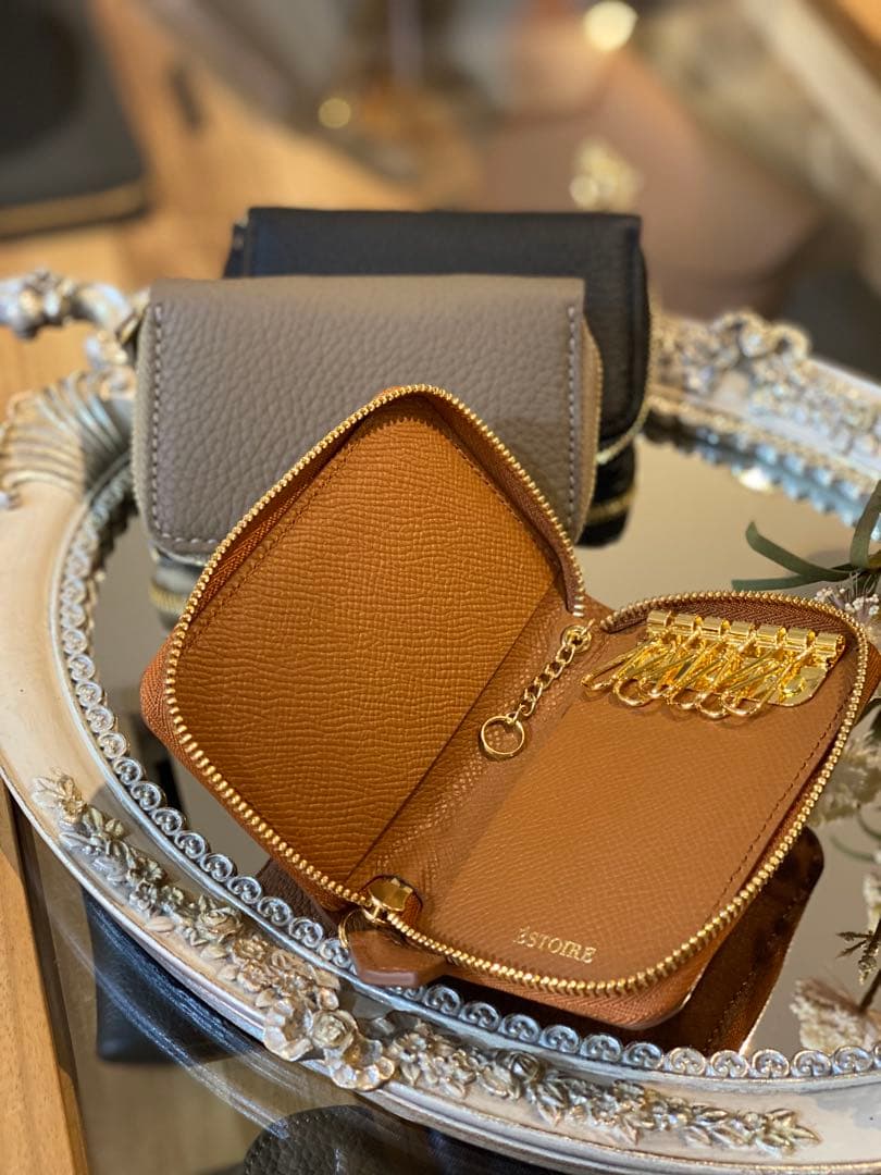 ÉSTOIRE レザーキーケース ブラウン