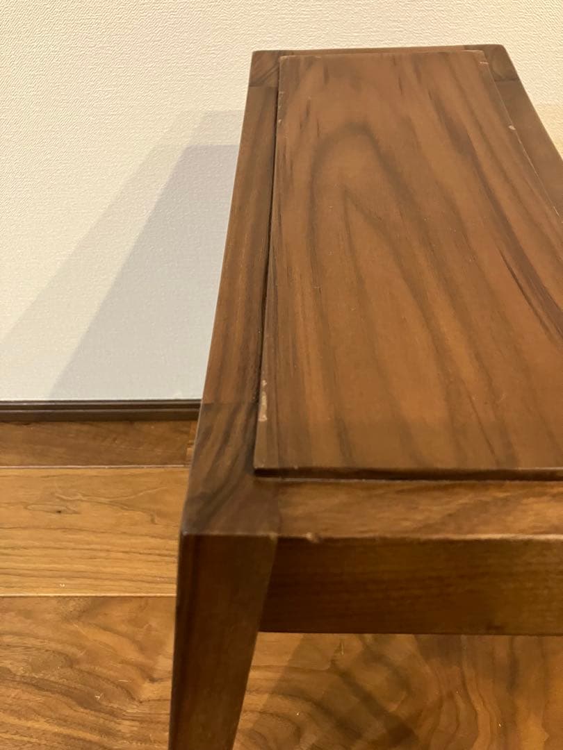 b2c sarasa design ウォルナット スツール　インテリア　高級