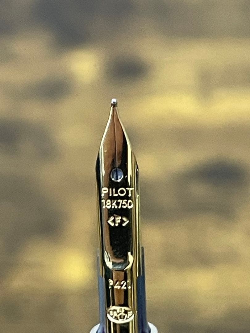 筆記確認＆洗浄済　ディープブルー×ゴールド 18金　細字　キャップレス　万年筆