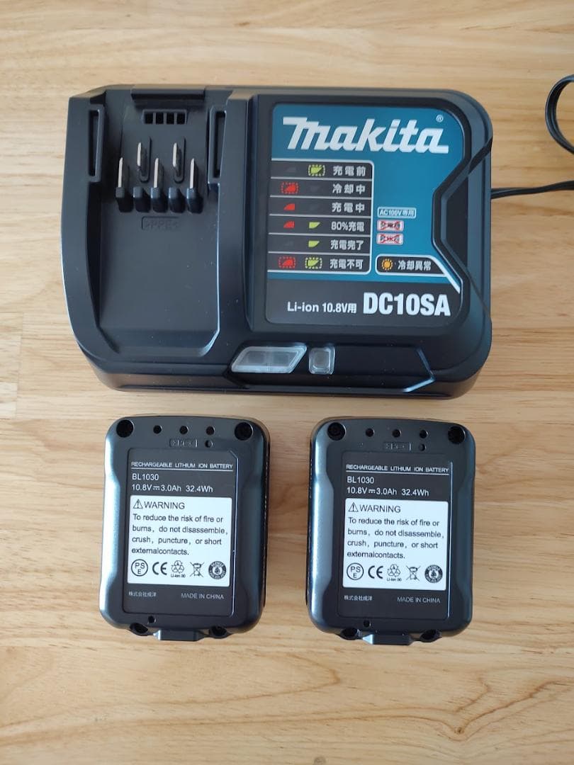 マキタCL107FDSHW　スタンド+サイクロンアタッチメント