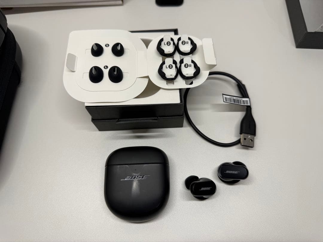 Boseワイヤレスヘッドホン & イヤホンセット