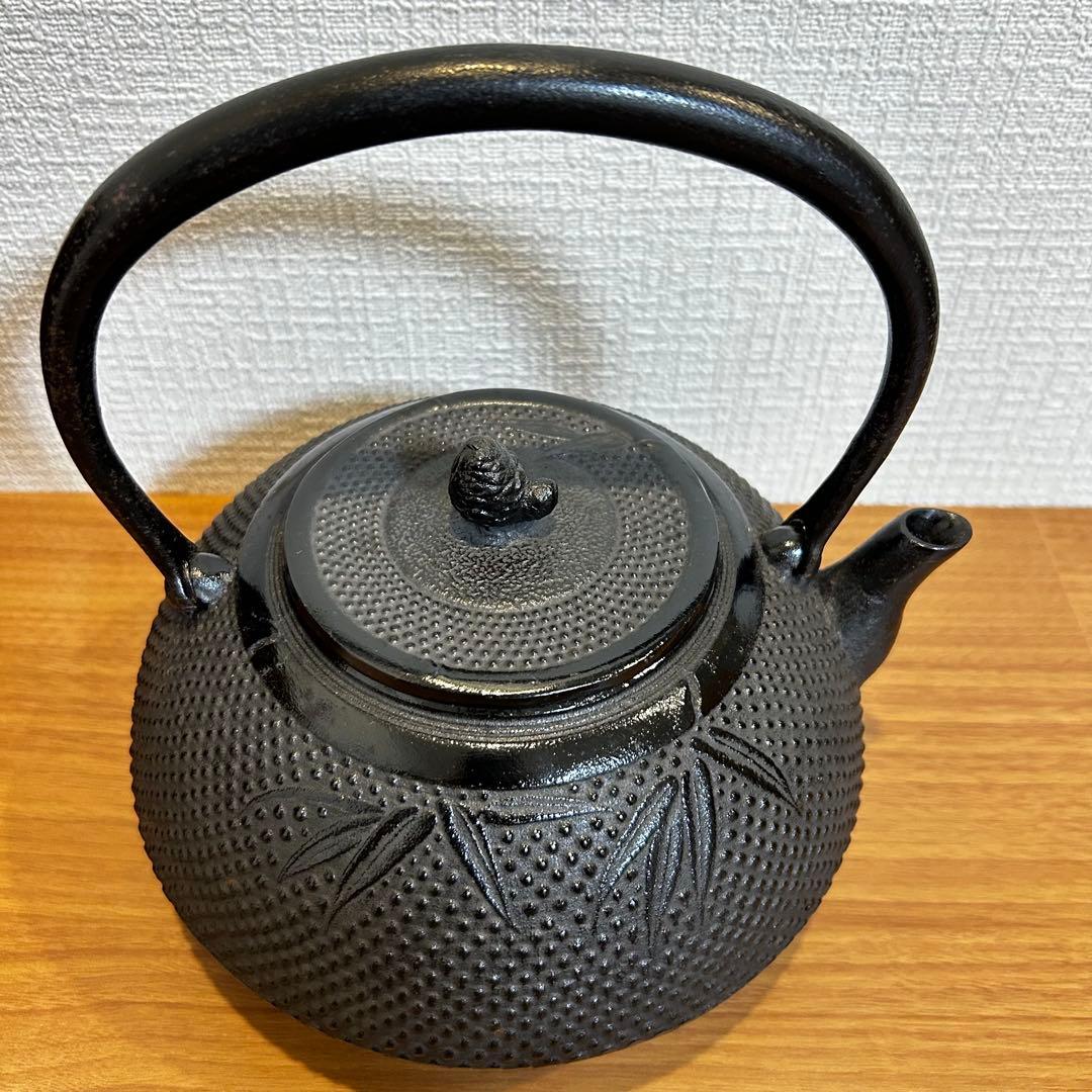 鉄瓶　茶の湯釜　長文堂　長谷川文雄　駒型