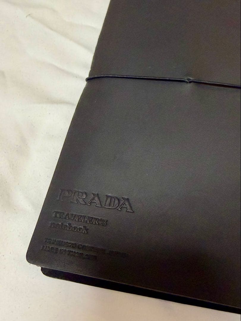未使用 PRADAコラボ トラベラーズノート　追加ノート付き