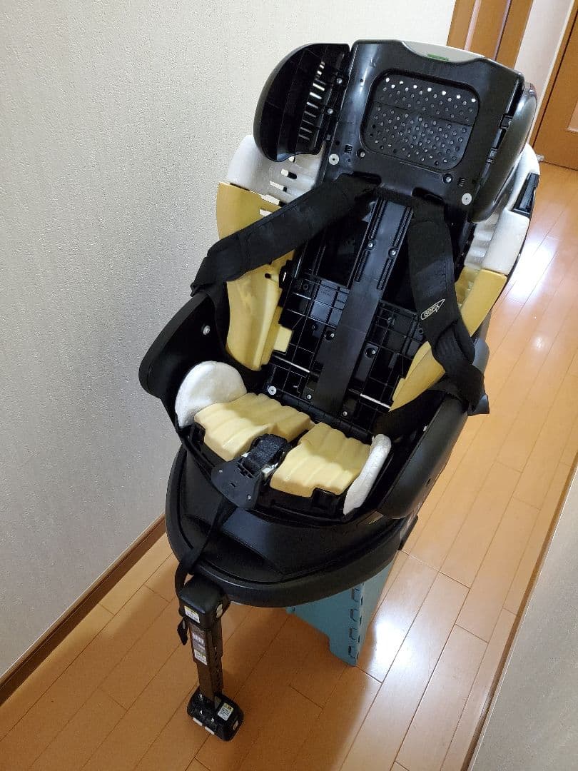 チャイルドシート　アップリカ　ディアターン　プラス　ISOFIX専用