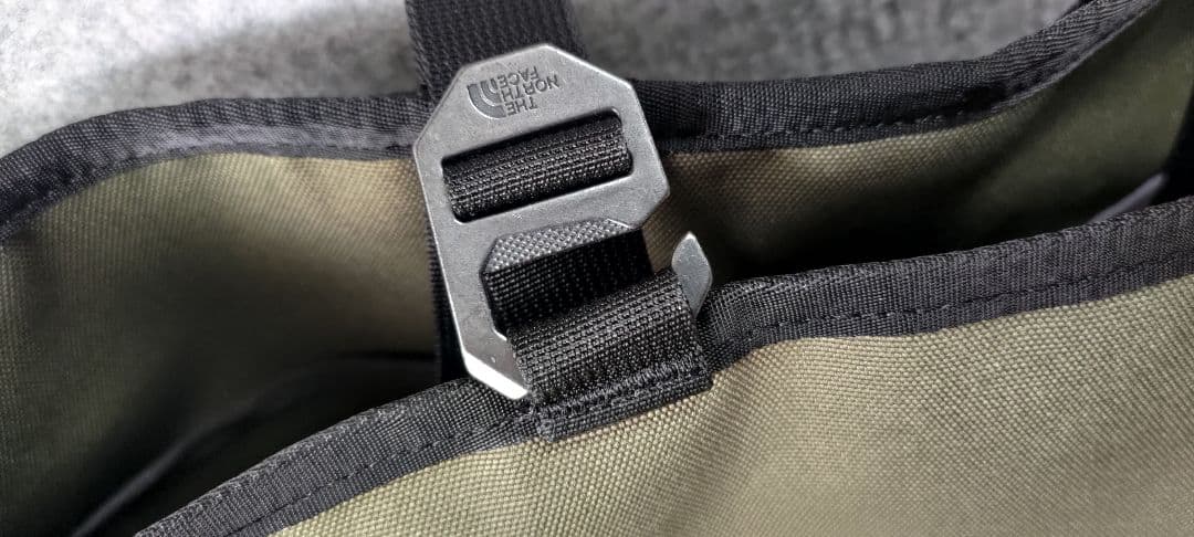 THE NORTH FACE トートバッグ オリーブグリーン