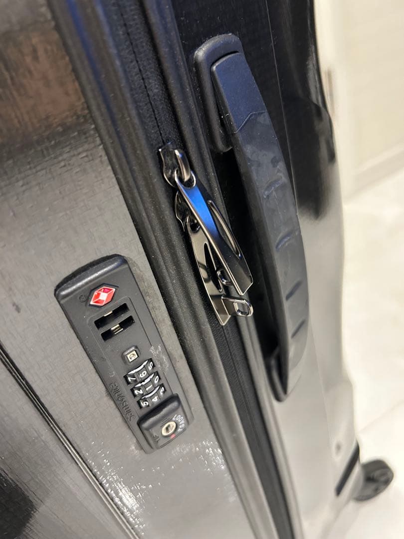 一度のみ使用美品！！Samsonite大型4輪