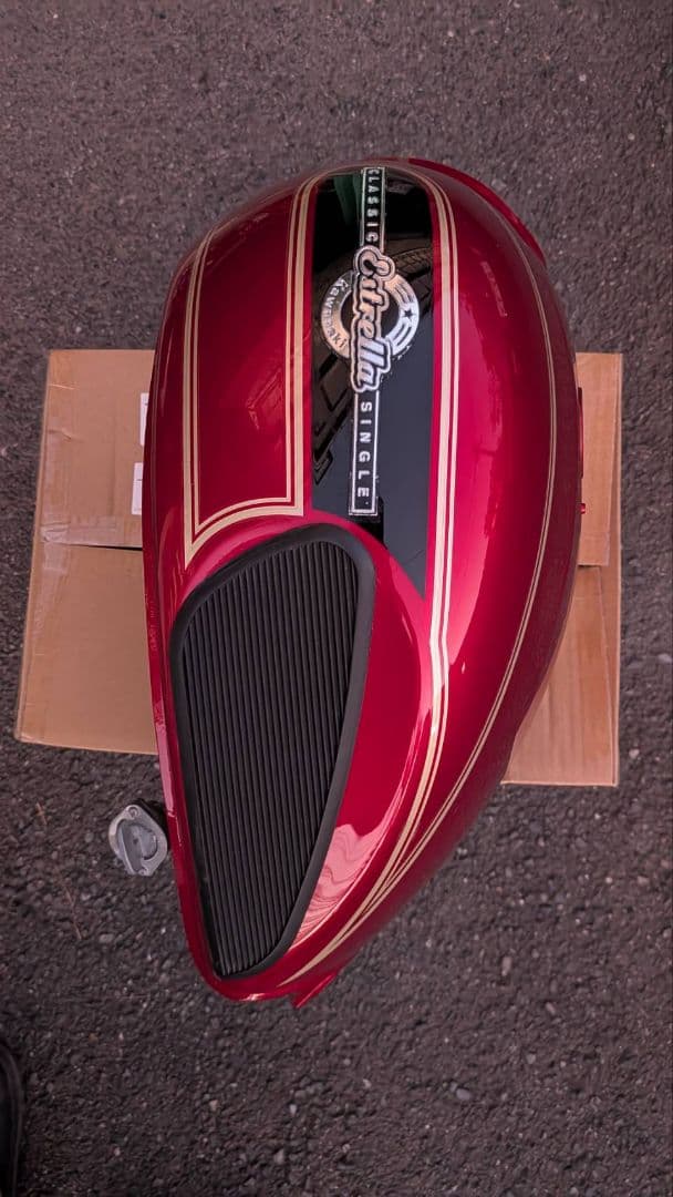 エストレヤFI タンク