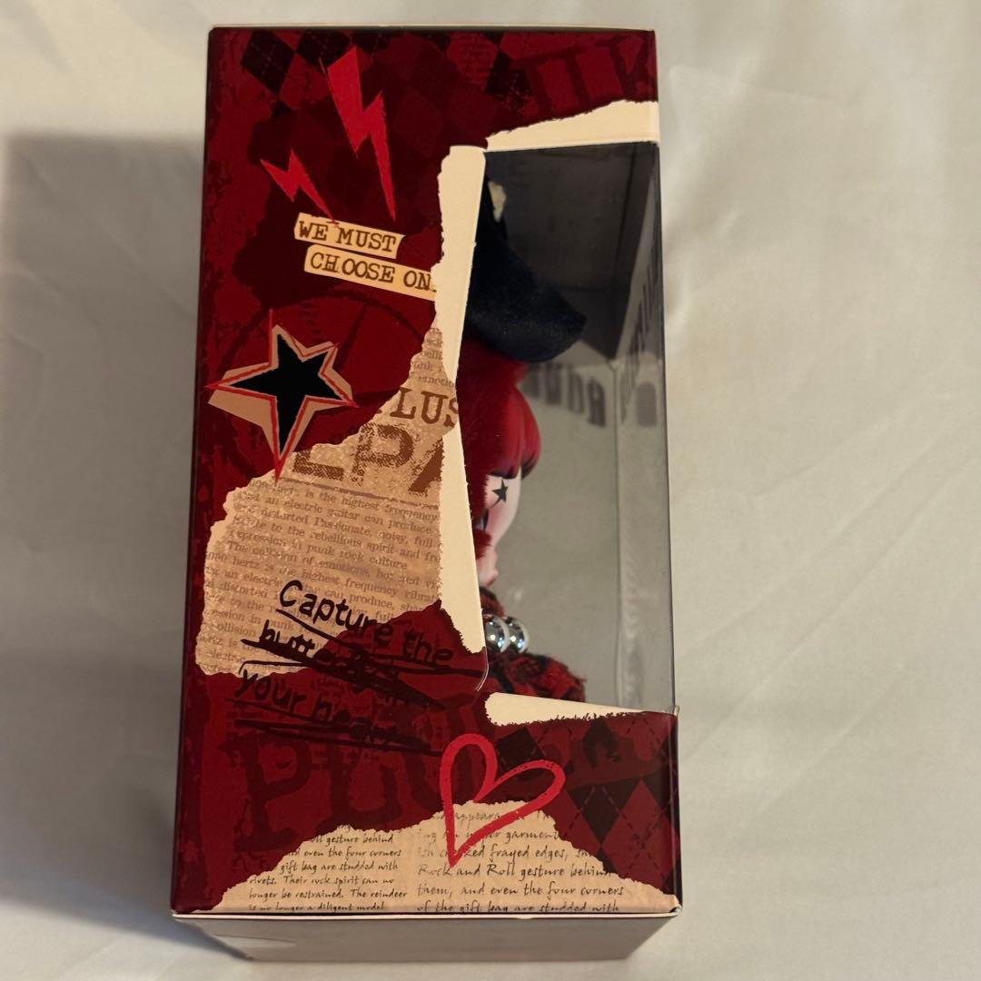 ポップマート SKULLPANDA 6khz ヨーロッパ限定 スカルパンダ