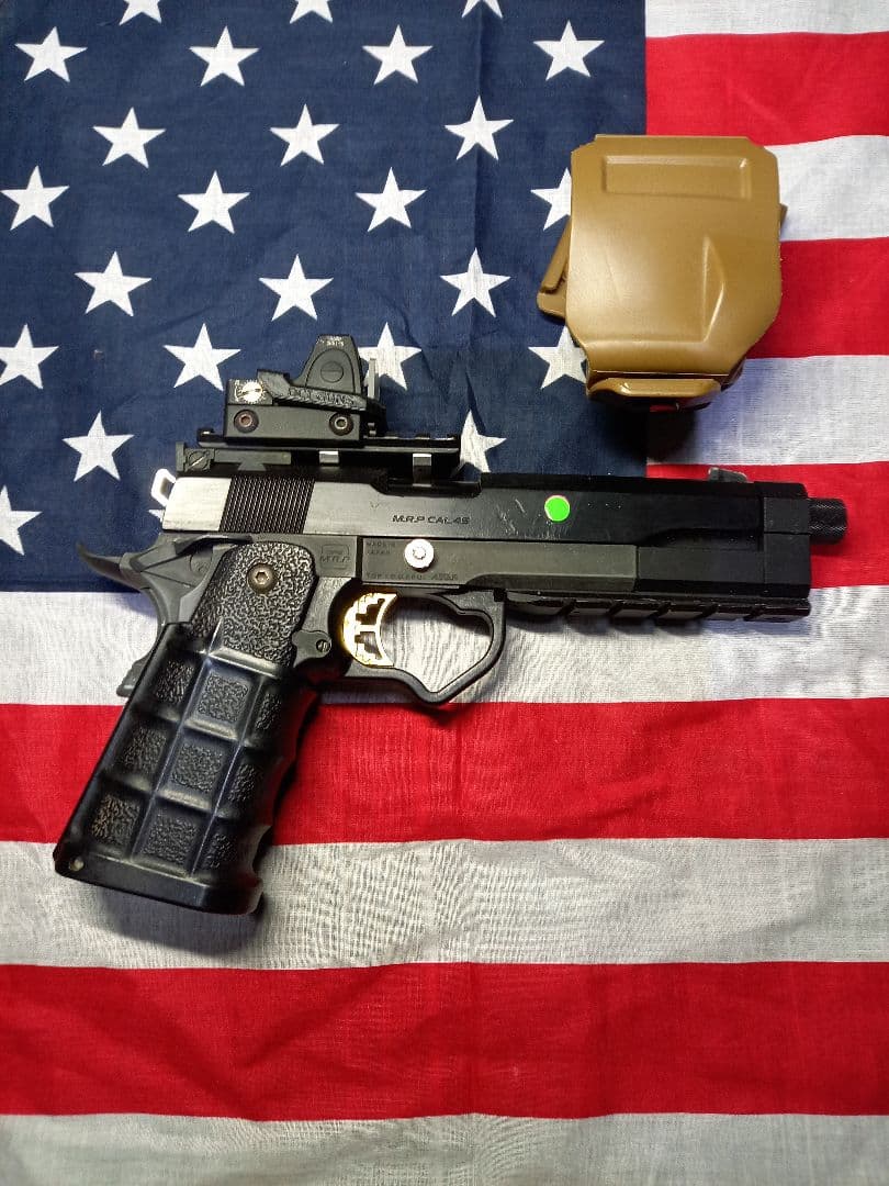 東京マルイ　ハイキャパカスタム　GBB ハンドガン Trijicon付き