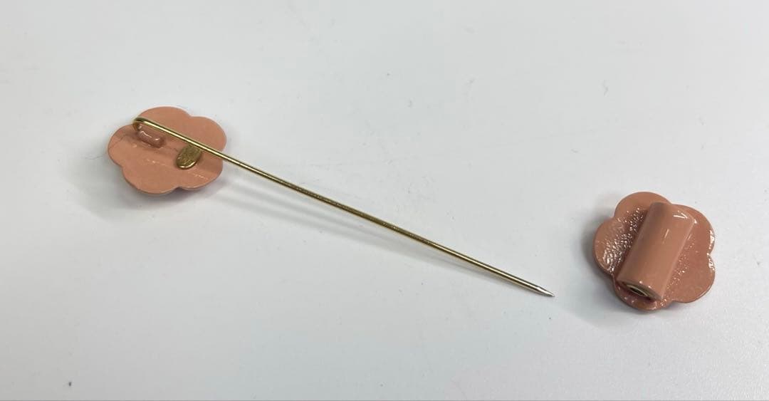 CHANEL(シャネル)ピンブローチ