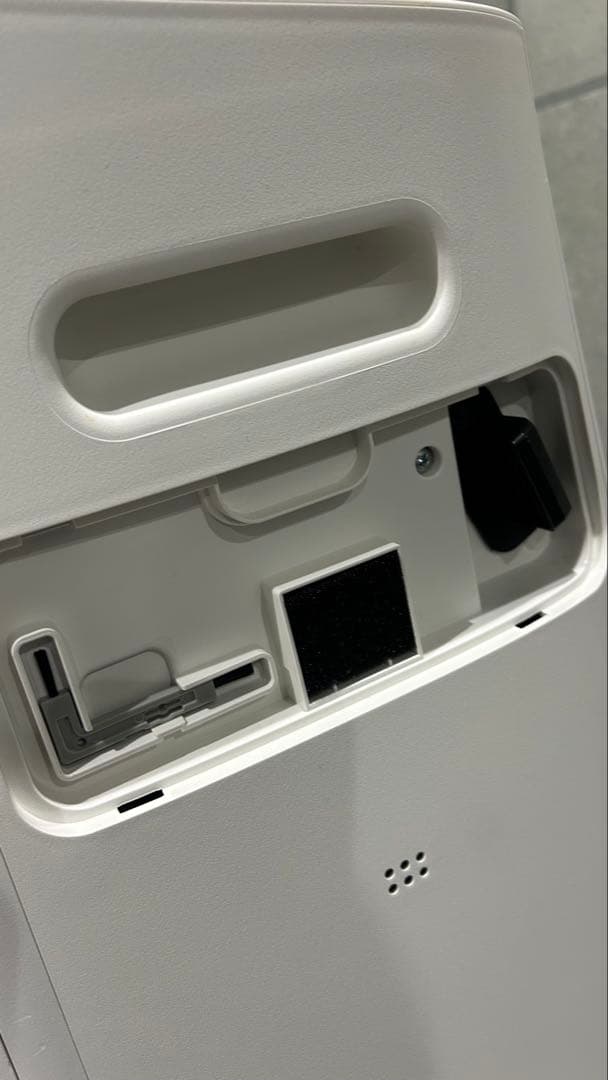 SHARP 加湿空気清浄機 ホワイト　KI-NS70-W