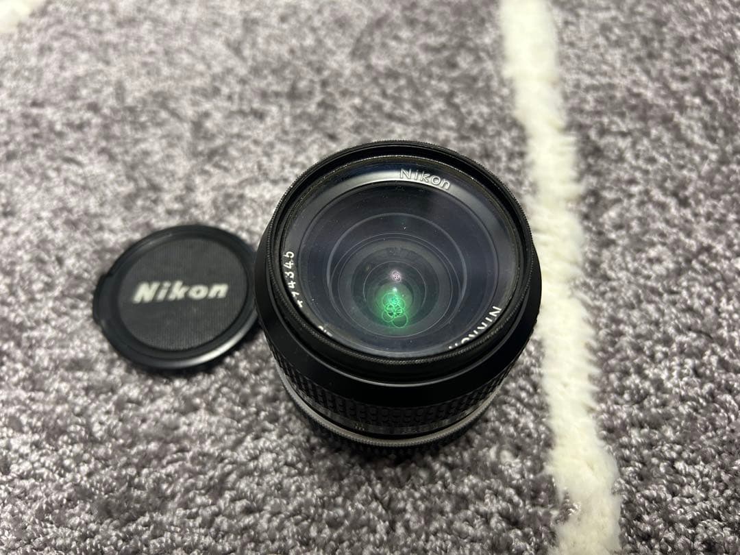 NIKKOR 24mm f/2.8 レンズ