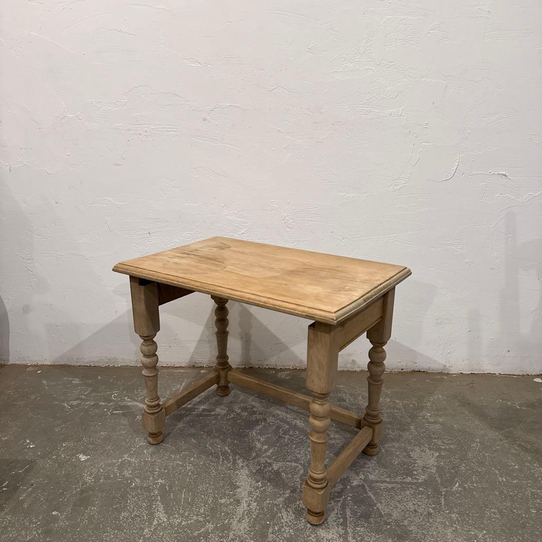 ヴィンテージ　木製サイドテーブル　剥離