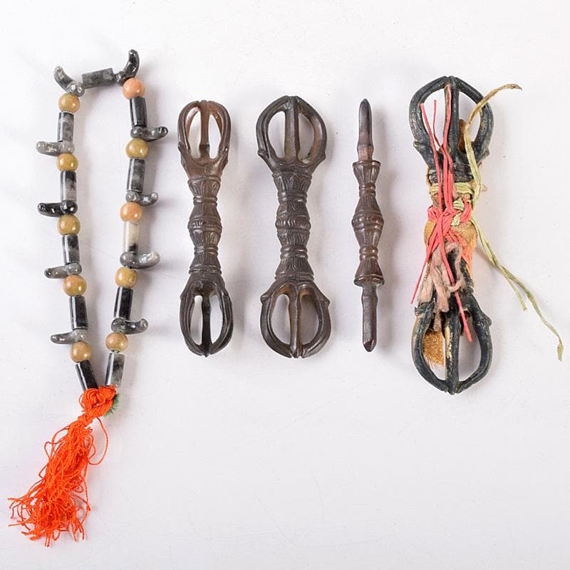 チベット密教法具　古銅　独鈷杵　三鈷杵　五鈷杵　玉石数珠　5点　G　R7765