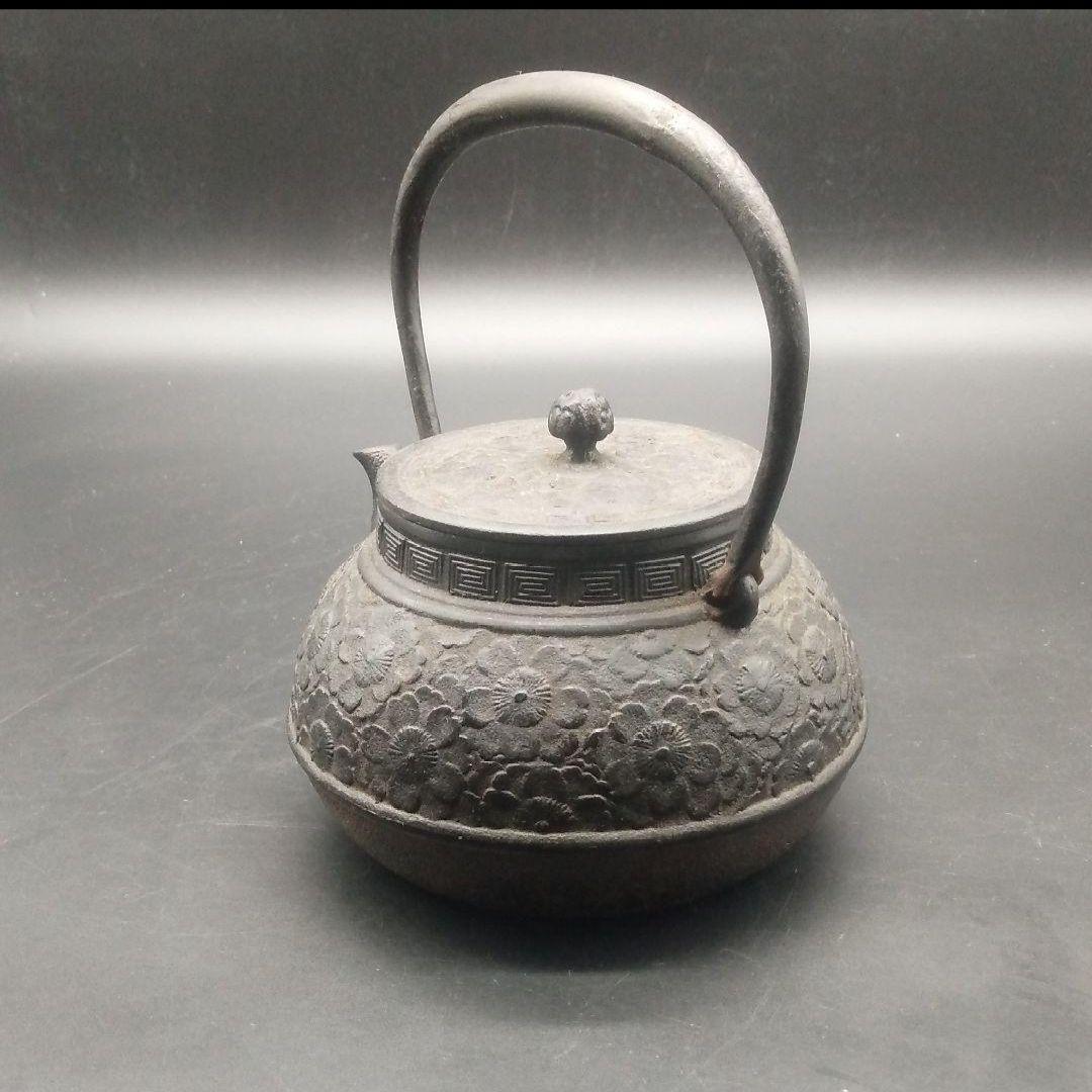 加藤定秀作　鉄瓶