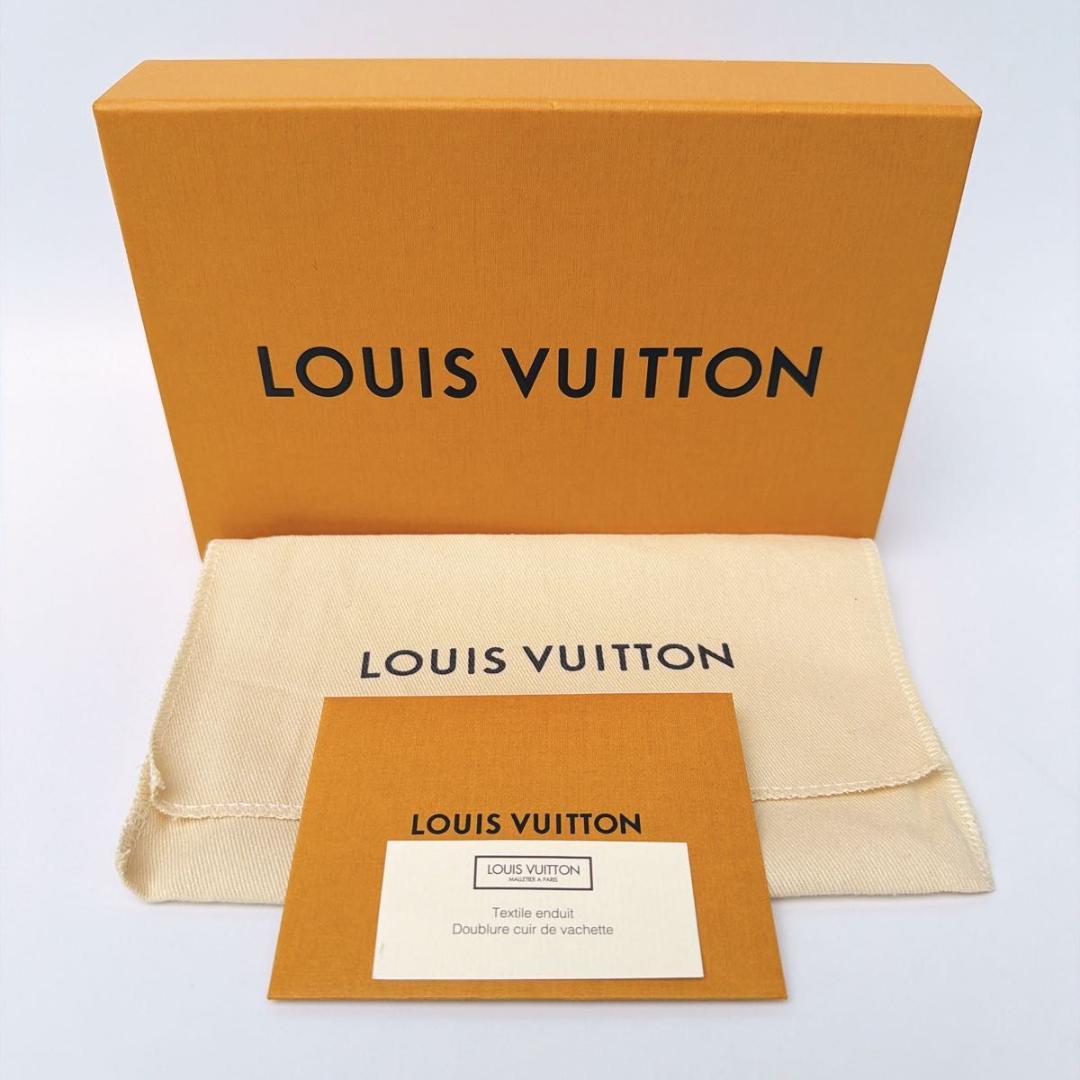 ルイヴィトン ポルトフォイユ・ヴィクトリーヌ 三つ折り財布 ローズバレリーヌ