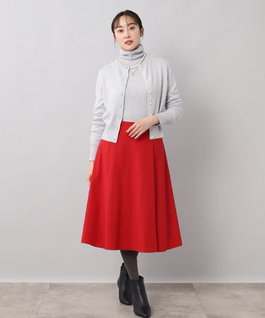 極美品　大きいサイズ　アンタイトル　フレアスカート　赤　膝下　17号　46