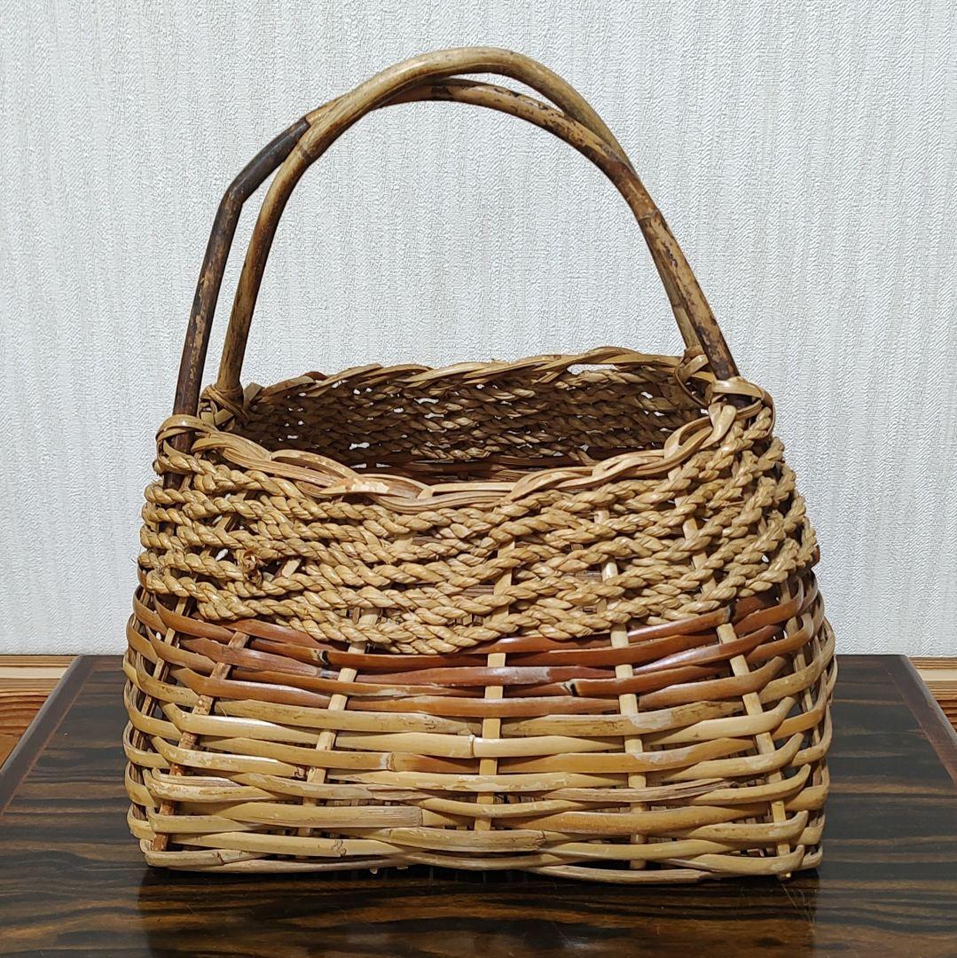 竹籠／バスケット