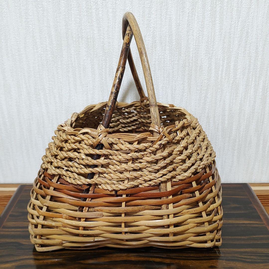 竹籠／バスケット