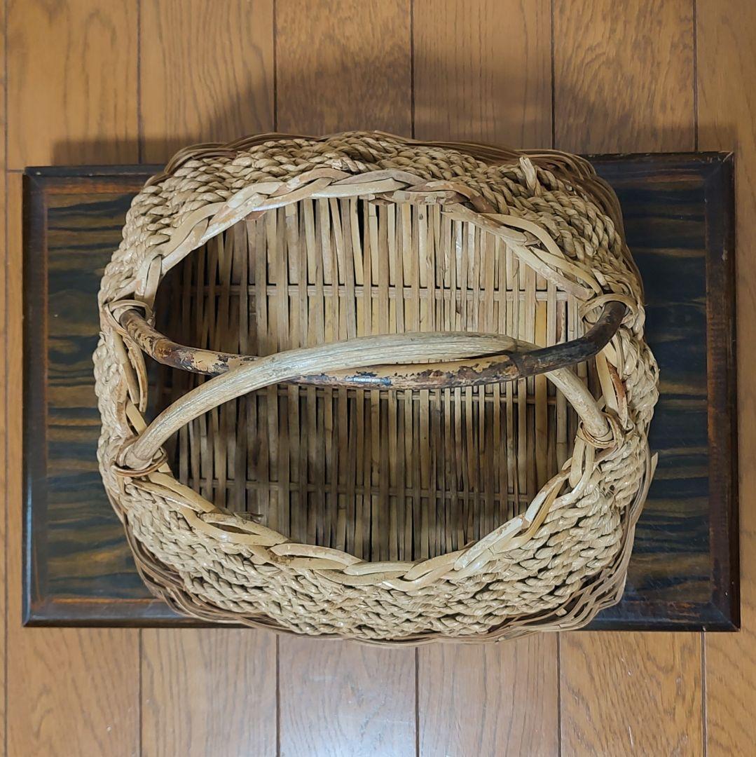 竹籠／バスケット