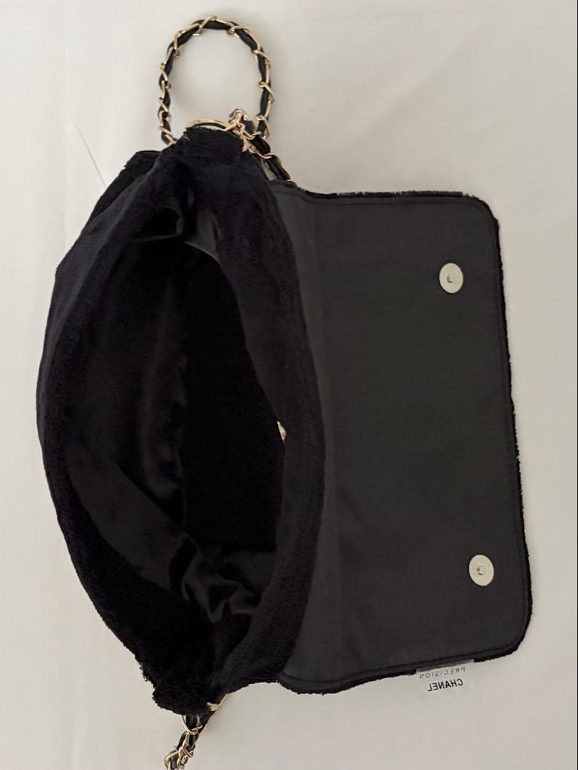 ノベルティ ショルダーバッグ　パイル生地　ロゴマーク　シャネル　美品