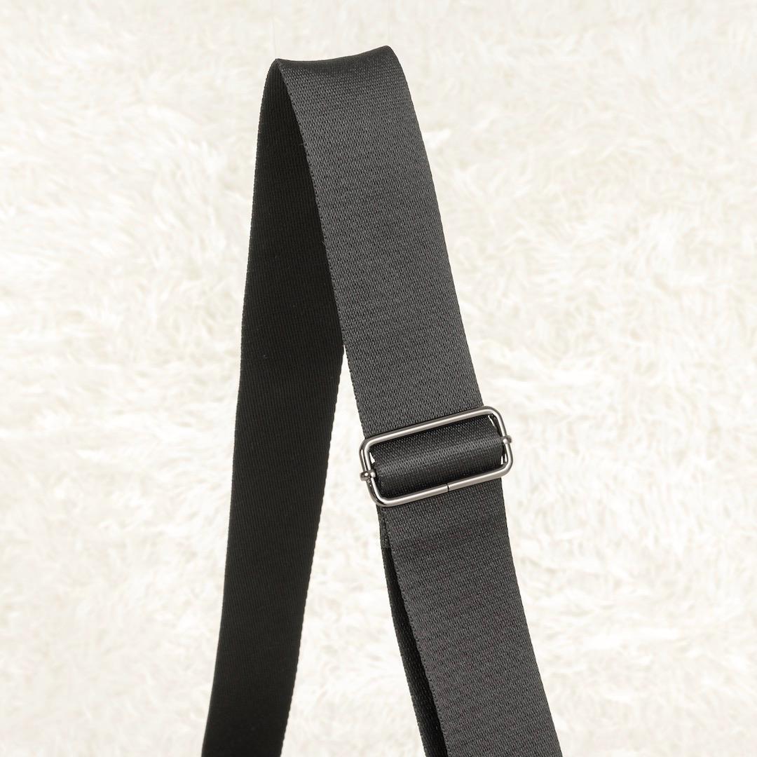 美品 ear PAPILLONNER 柄ワイドテープショルダーバッグ ブラック