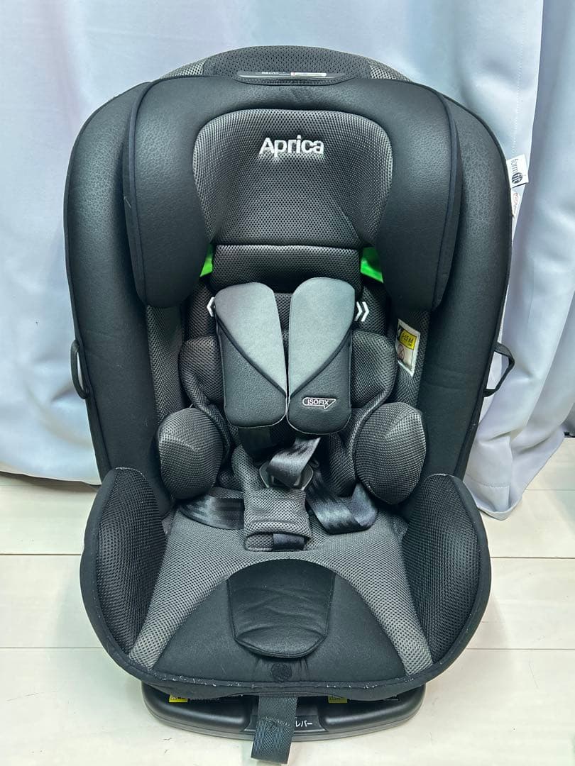 アップリカ　フォームフィット ISOFIX 360°セーフティー