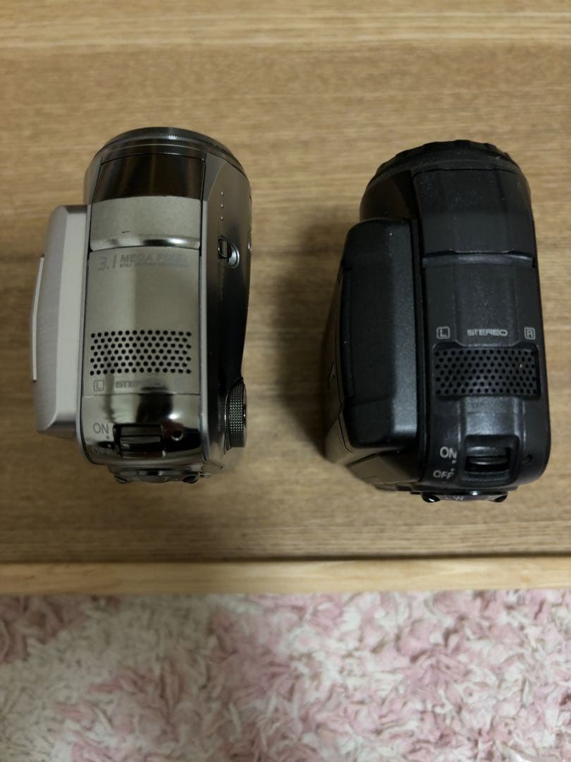 panasonic sdr-s100とsdr-s300 2台セットと付属品あり