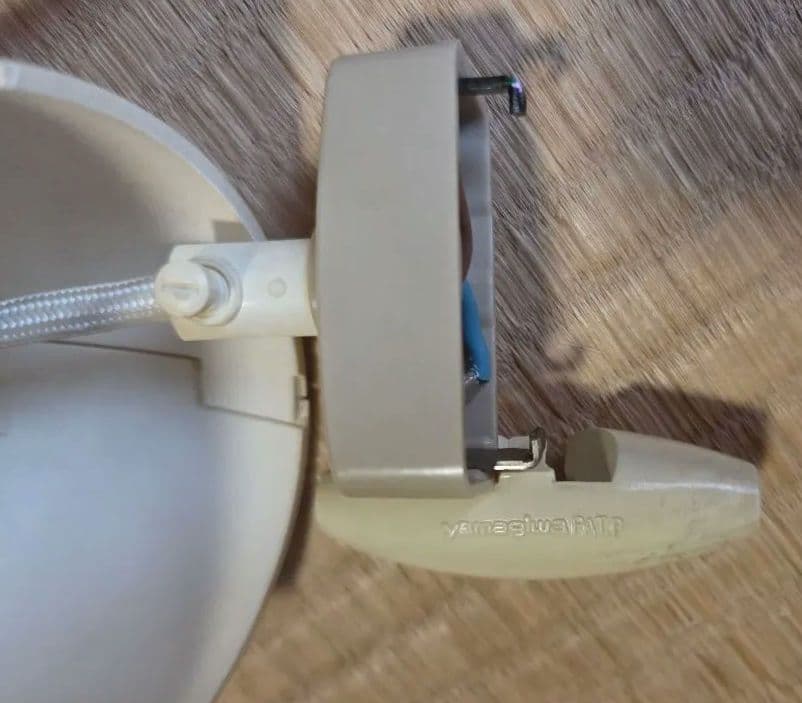 louis poulsen PH5　ヤマギワリビナ