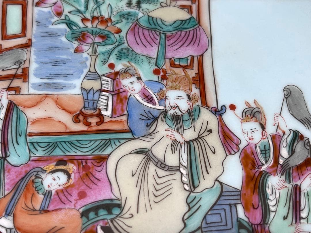 中国美術　大清同治年製在銘　粉彩人物像　唐物　古賞物　茶道具　コウモリ　美品