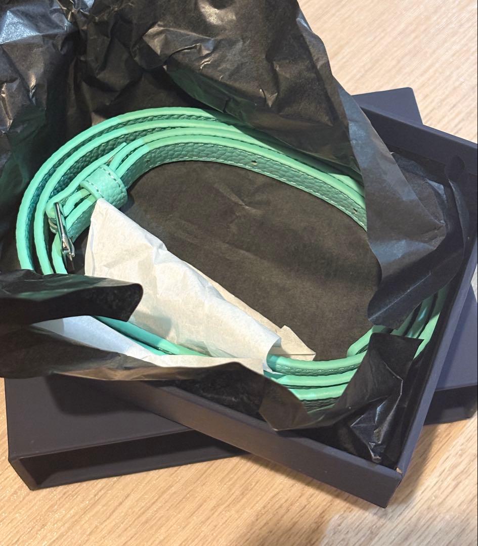 新品　iPhone16 スマホケース&ストラップ　amiさん