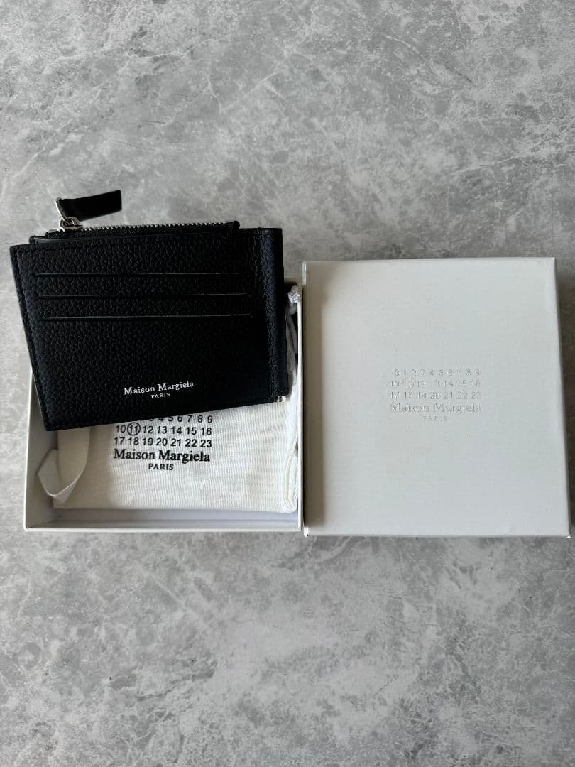 Maison Margiela ブラック二つ折り財布
