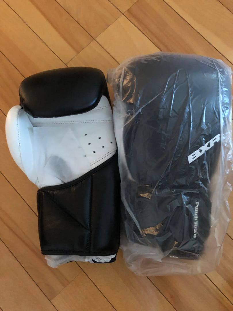 本革レザーパンチタウンBXRボクシングキックムエタイグローブ（黒/白）10オンス