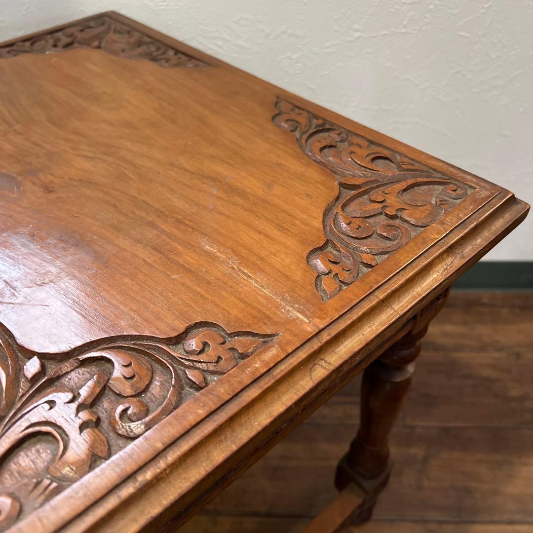 k527r121 彫刻細工が美しいサイドテーブル 木製 オリエンタルな雰囲気