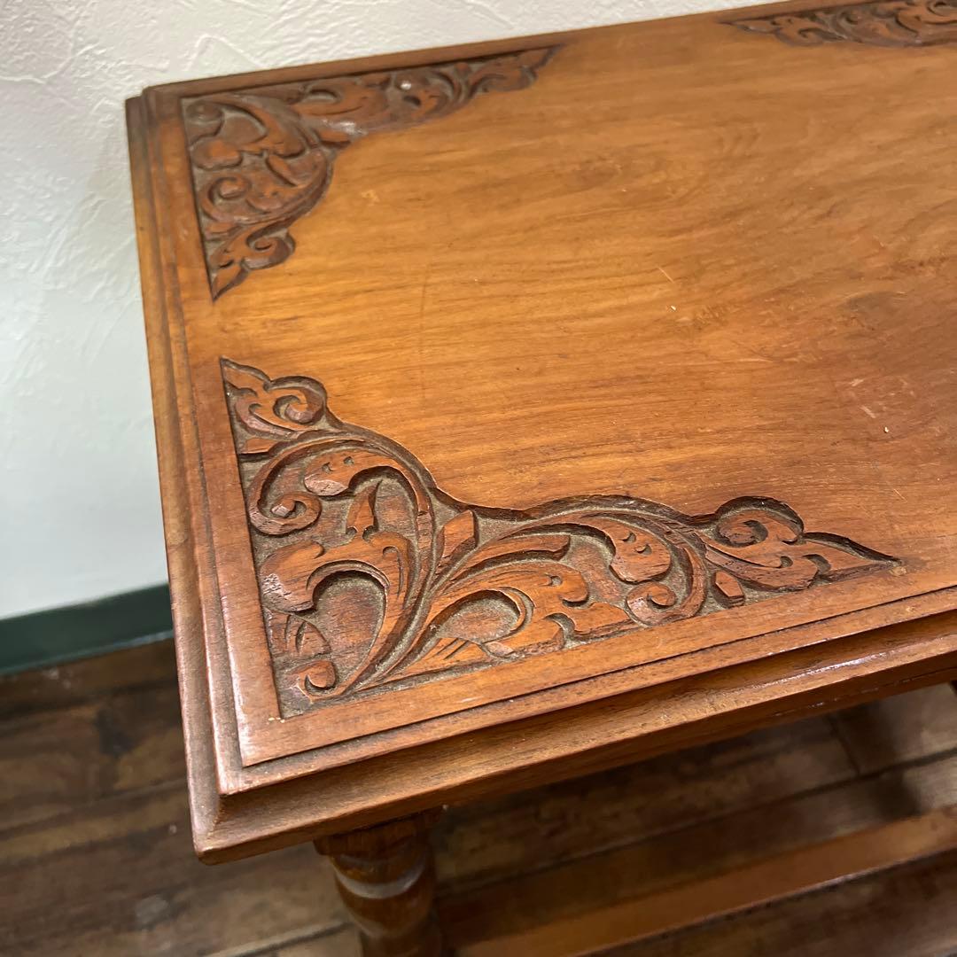 k527r121 彫刻細工が美しいサイドテーブル 木製 オリエンタルな雰囲気