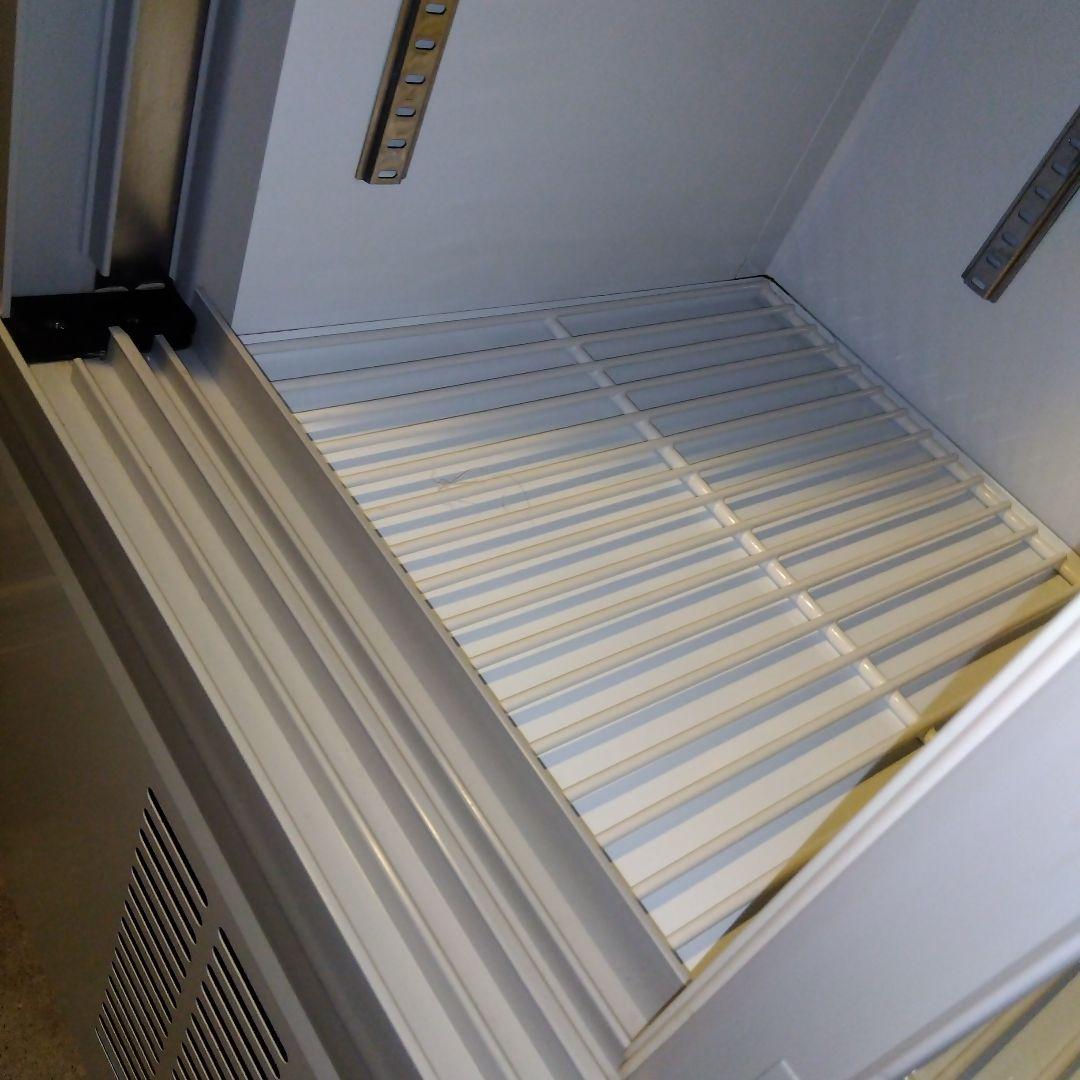 美品！　ダイワ大和　冷蔵ショーケース 2ドア ホワイト　冷蔵庫